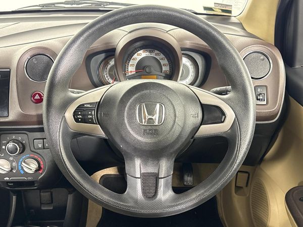 2013-Honda-Brio-12-Comfort-5-dr image:11