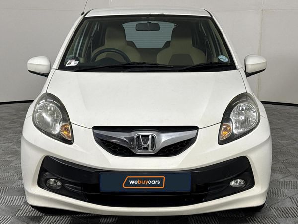 2013-Honda-Brio-12-Comfort-5-dr image:14