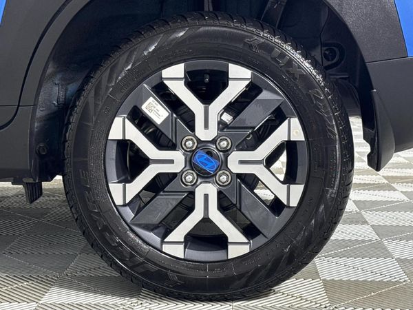 2026-Hyundai-Exter-12-Executive image:6