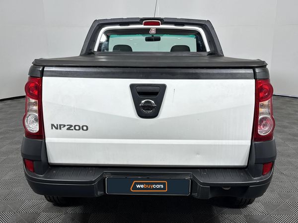 2021-Nissan-NP200-16-AC-Safety-Pack image:14
