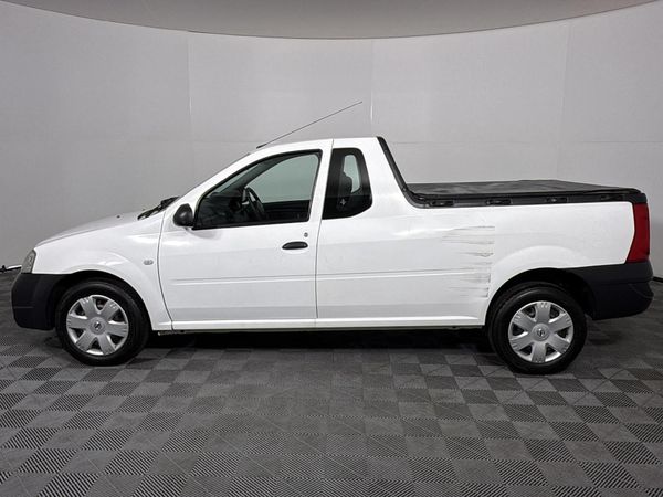 2021-Nissan-NP200-16-AC-Safety-Pack image:15
