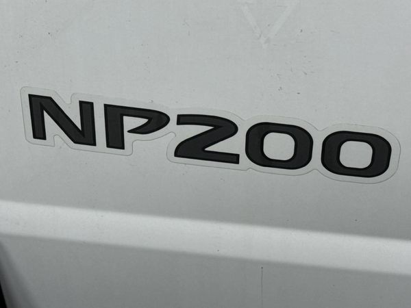 2021-Nissan-NP200-16-AC-Safety-Pack image:8