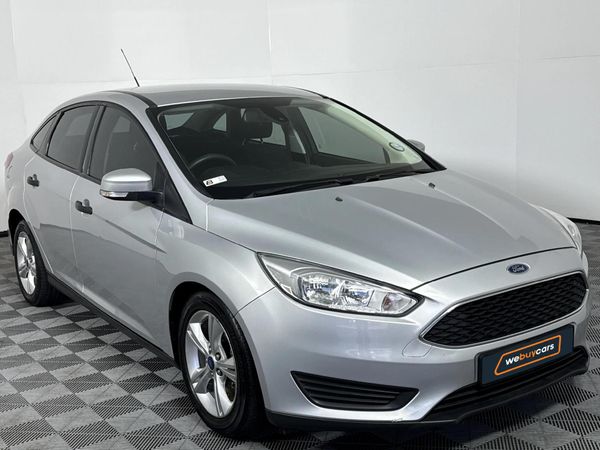 2015-Ford-Focus-10-EcoBoost-Ambiente image:16