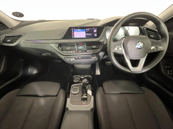 2021-BMW-1-Series-118i image:1