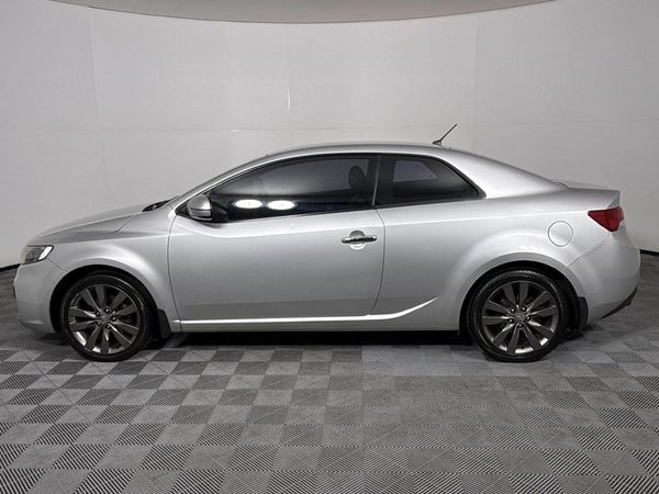 2011-Kia-Cerato-20-Koup image:18