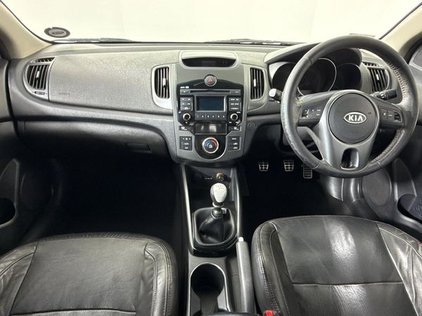 2011-Kia-Cerato-20-Koup image:1