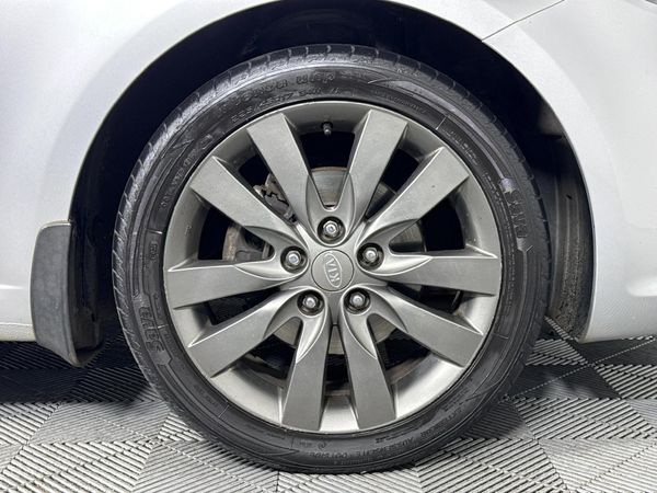 2011-Kia-Cerato-20-Koup image:4
