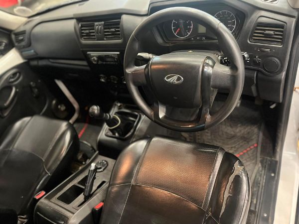 2023-Mahindra-Pik-Up-22-mHawk-S4-4x4-Single-Cab image:9