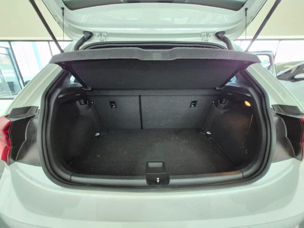 2022-Volkswagen-Polo-20-GTI-Auto-147kW image:8