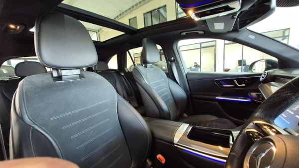 2023-Mercedes-Benz-GLC-300D-4Matic image:18