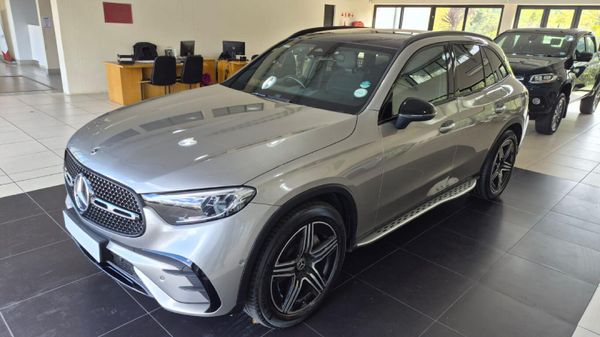 2023-Mercedes-Benz-GLC-300D-4Matic image:2