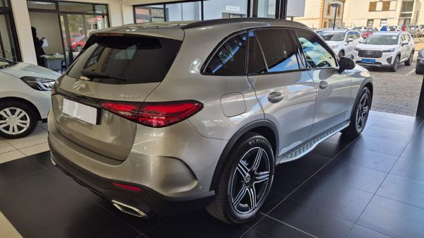 2023-Mercedes-Benz-GLC-300D-4Matic image:5
