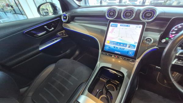 2023-Mercedes-Benz-GLC-300D-4Matic image:8