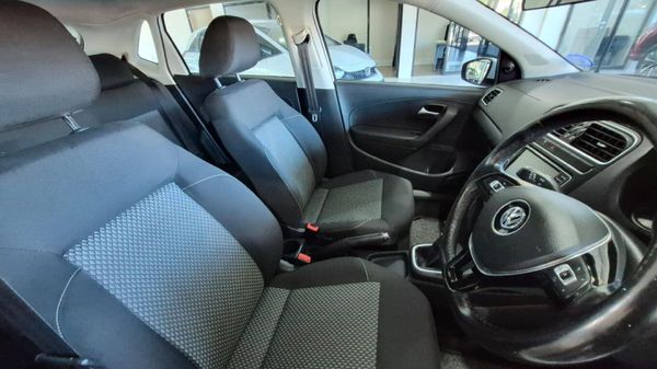 2019-Volkswagen-Polo-Vivo-16-Highline-5-dr image:11