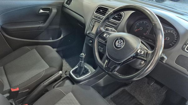 2019-Volkswagen-Polo-Vivo-16-Highline-5-dr image:16