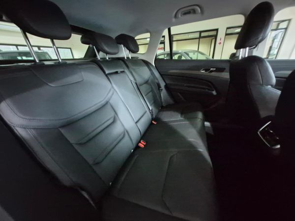 2025-Ford-Territory-18T-Trend image:11