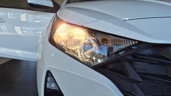 2023-Hyundai-i20-12-Motion image:12