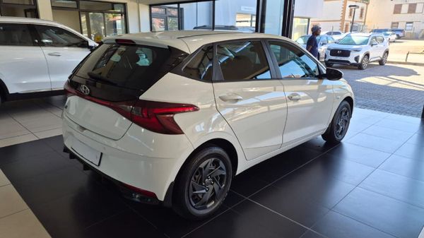 2023-Hyundai-i20-12-Motion image:4