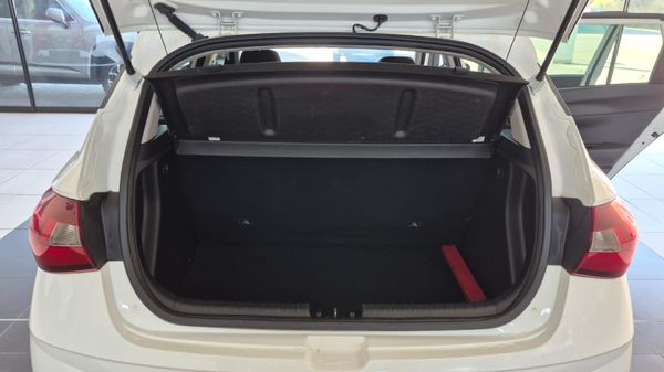 2023-Hyundai-i20-12-Motion image:6