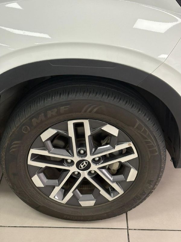2025-Hyundai-Venue-10T-Executive image:8