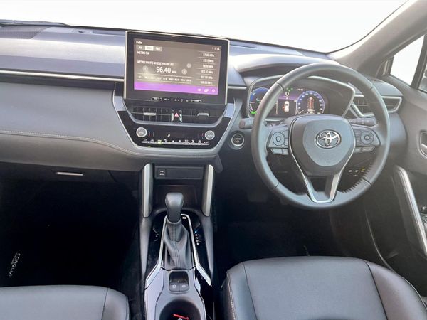 2026-Toyota-Corolla-Cross-18-XR-Hybrid image:5