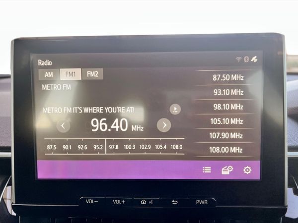 2026-Toyota-Corolla-Cross-18-XR-Hybrid image:7
