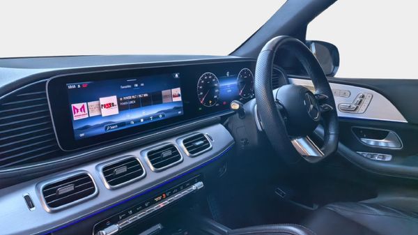 2024-Mercedes-Benz-GLE-450d-4Matic image:10