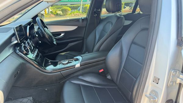 2016-Mercedes-Benz-C-Class-C-180-Auto image:11