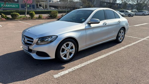 2016-Mercedes-Benz-C-Class-C-180-Auto image:7