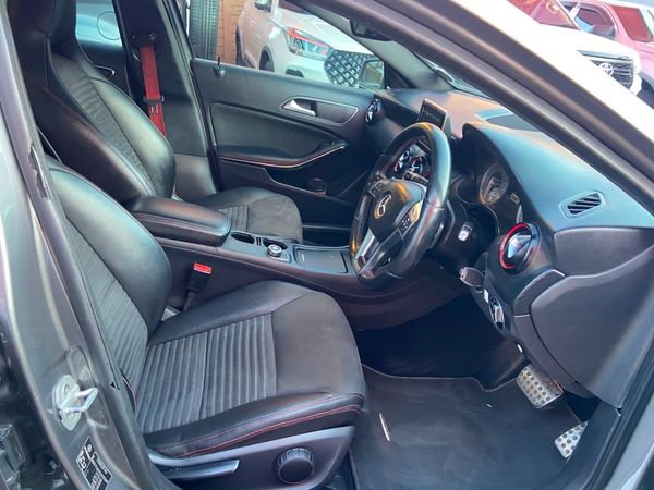 2013-Mercedes-Benz-A-Class-A-250-Sport-Auto image:11