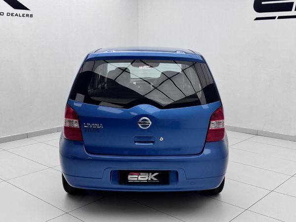 2008-Nissan-Livina-16-Visia image:4