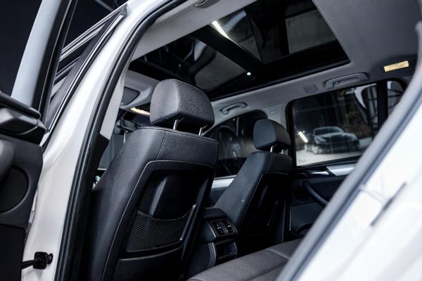 2016-BMW-X3-xDrive20d-Auto image:16