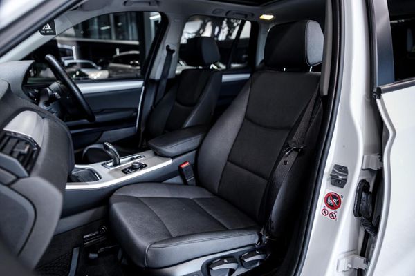 2016-BMW-X3-xDrive20d-Auto image:17