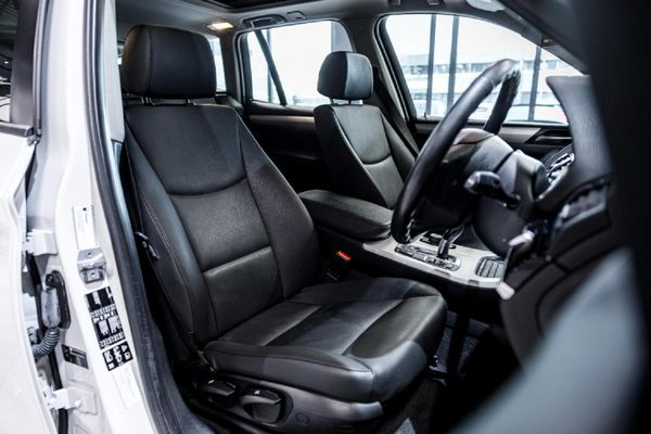 2016-BMW-X3-xDrive20d-Auto image:18