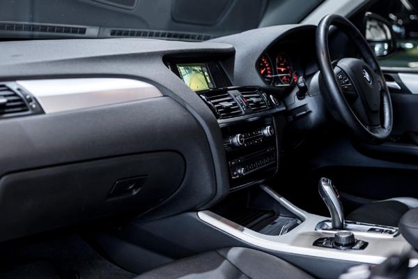 2016-BMW-X3-xDrive20d-Auto image:26