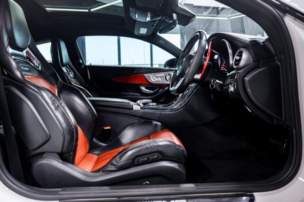2017-Mercedes-AMG-C-Class-AMG-Coupe-C63-S image:21