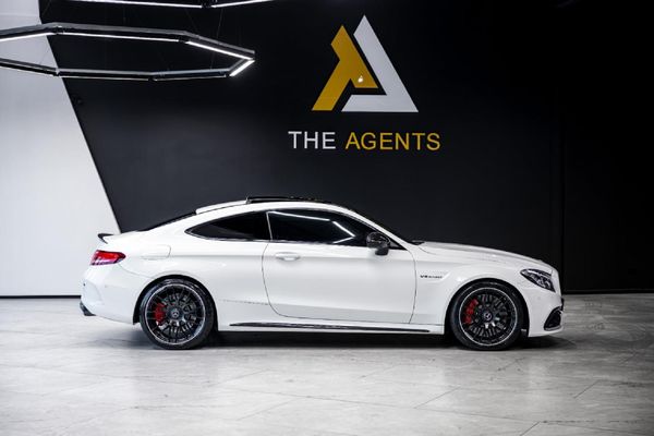 2017-Mercedes-AMG-C-Class-AMG-Coupe-C63-S image:3