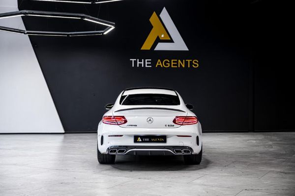 2017-Mercedes-AMG-C-Class-AMG-Coupe-C63-S image:6