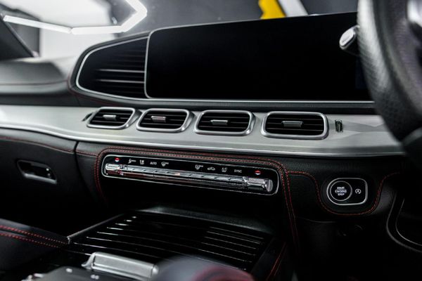 2023-Mercedes-AMG-GLE-53-AMG-Coupe-4Matic image:27