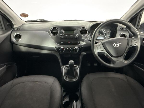 2018-Hyundai-Grand-i10-10-Motion image:1