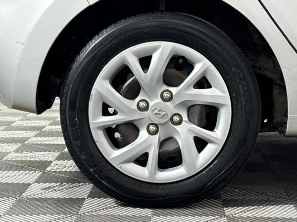 2018-Hyundai-Grand-i10-10-Motion image:7