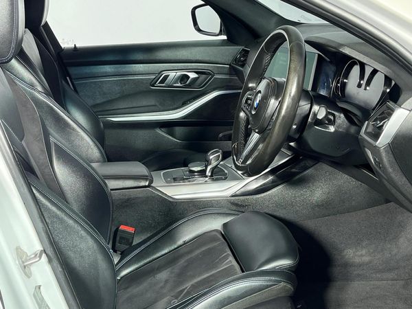 2019-BMW-3-Series-320i-M-Sport-Launch-Edition image:9