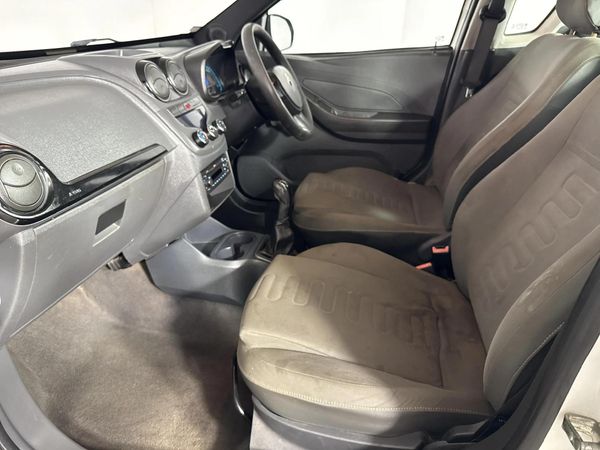 2014-Chevrolet-Utility-14-AC image:6