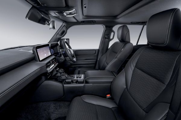 2026-Toyota-Land-Cruiser-Prado-VX-R-28GD-Auto image:1