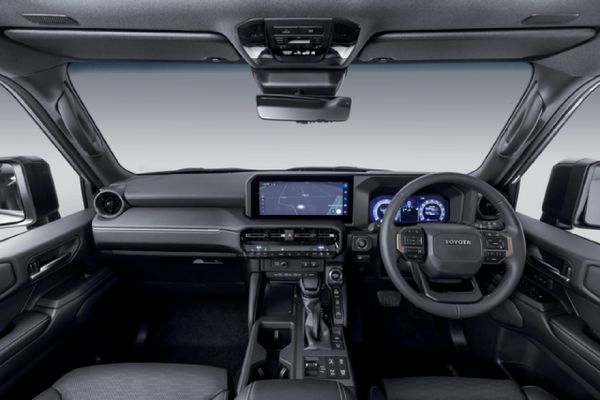 2026-Toyota-Land-Cruiser-Prado-VX-R-28GD-Auto image:2