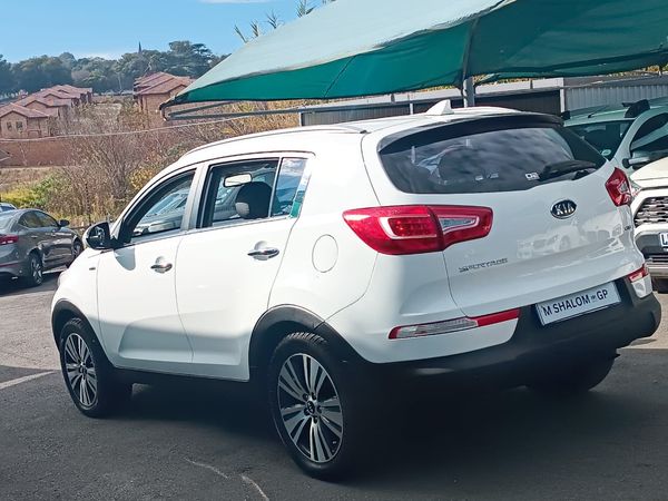 2015-Kia-Sportage-20-CRDi-AWD-Auto image:5