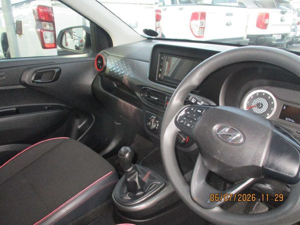 2023-Hyundai-Grand-i10-10-Motion-Cargo-PV image:12