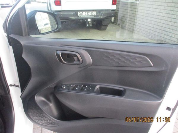 2023-Hyundai-Grand-i10-10-Motion-Cargo-PV image:15