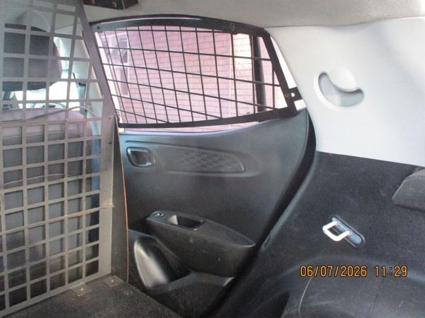 2023-Hyundai-Grand-i10-10-Motion-Cargo-PV image:16