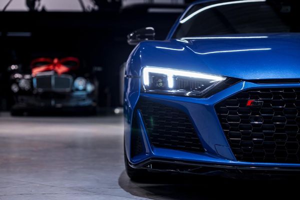 2022-Audi-R8-52-V10-quattro-Auto image:9
